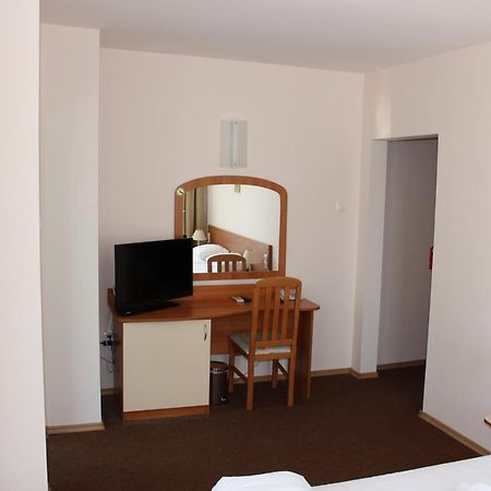 Arlanda Hotel Sveti Vlas Bagian luar foto