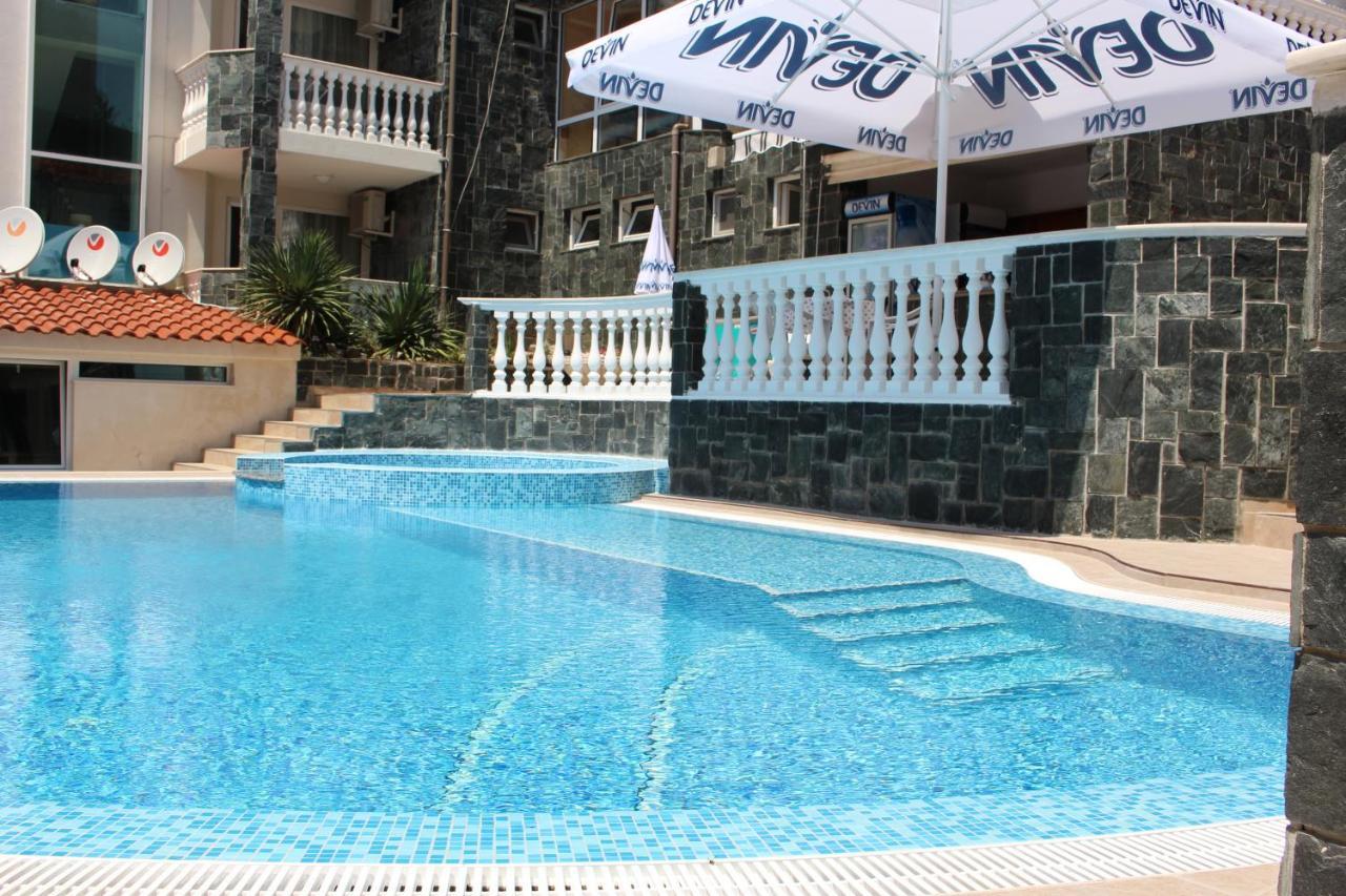 Arlanda Hotel Sveti Vlas Bagian luar foto