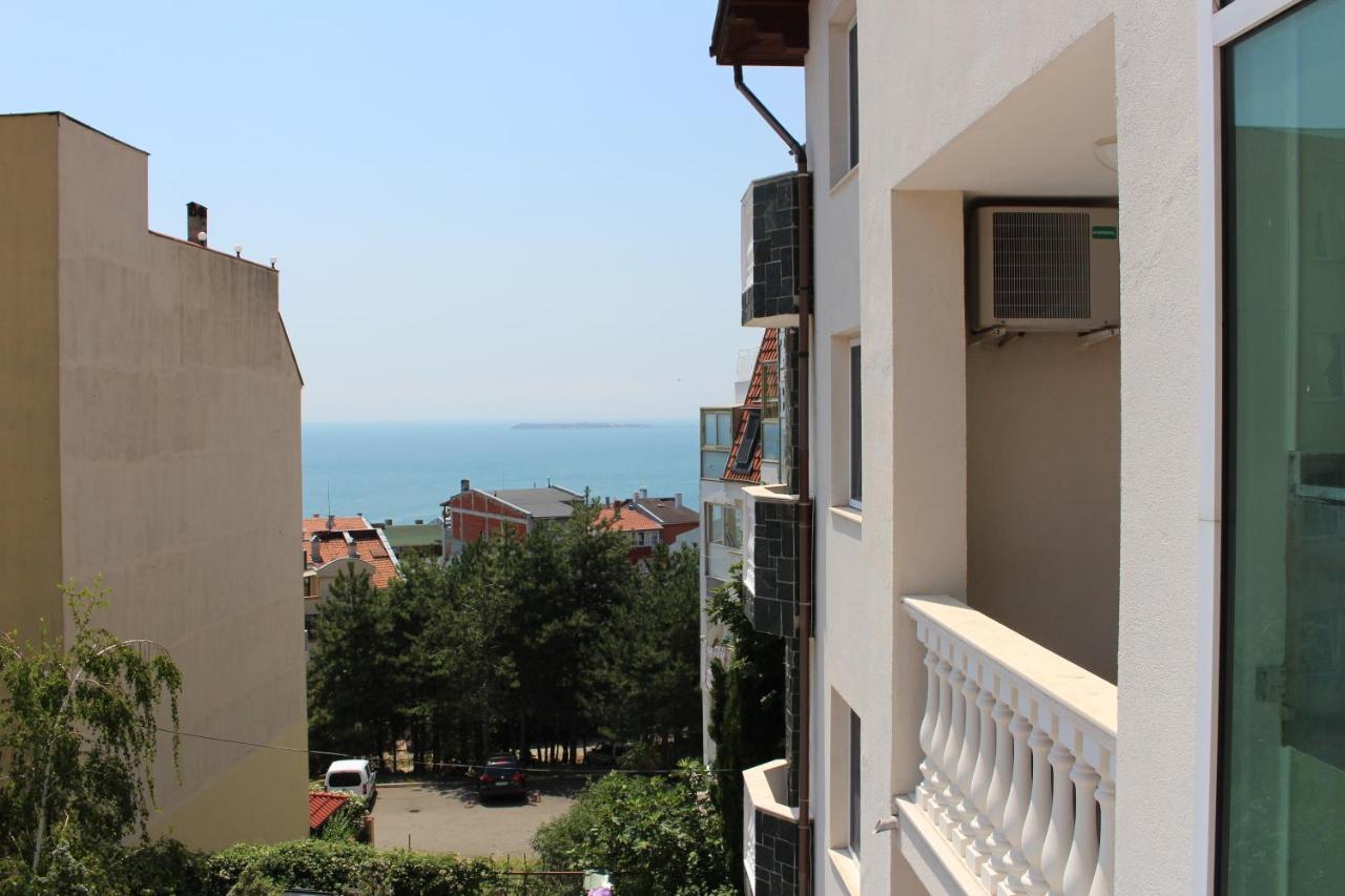 Arlanda Hotel Sveti Vlas Bagian luar foto
