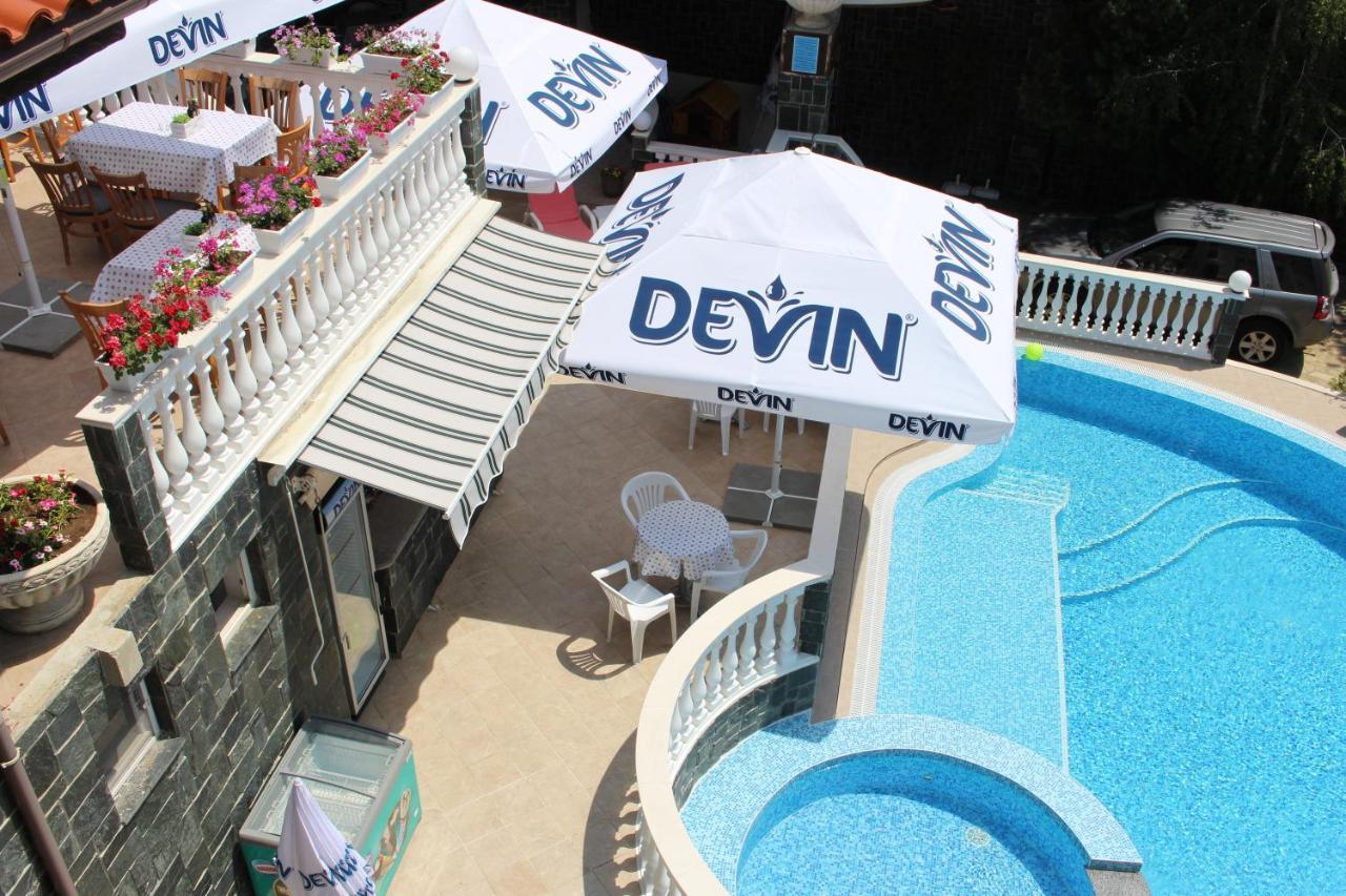 Arlanda Hotel Sveti Vlas Bagian luar foto