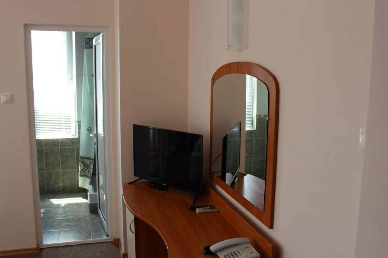 Arlanda Hotel Sveti Vlas Bagian luar foto
