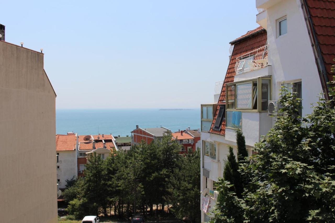 Arlanda Hotel Sveti Vlas Bagian luar foto